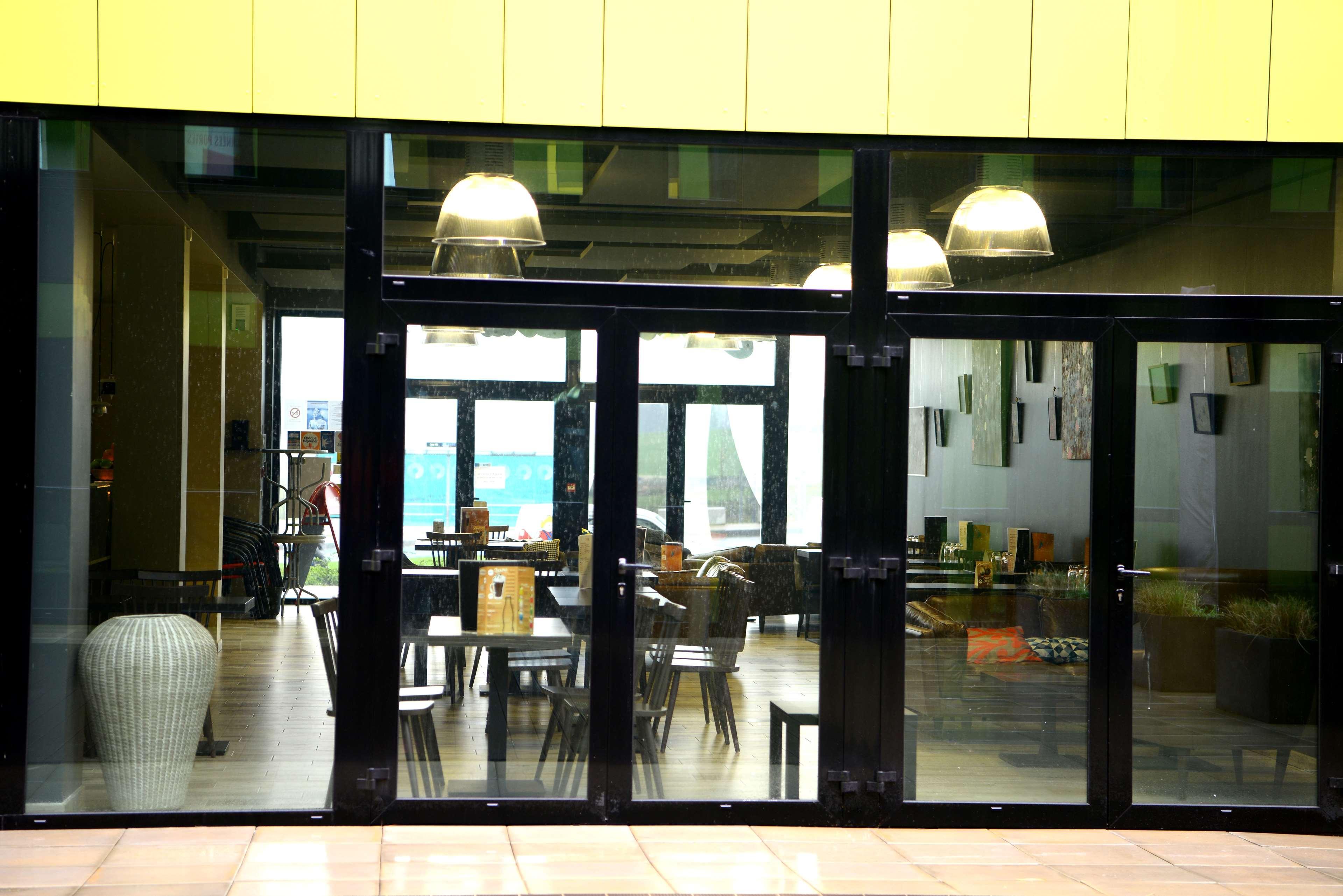 Campanile Belfort Montbeliard - Gare La Jonxion. Meroux Ngoại thất bức ảnh