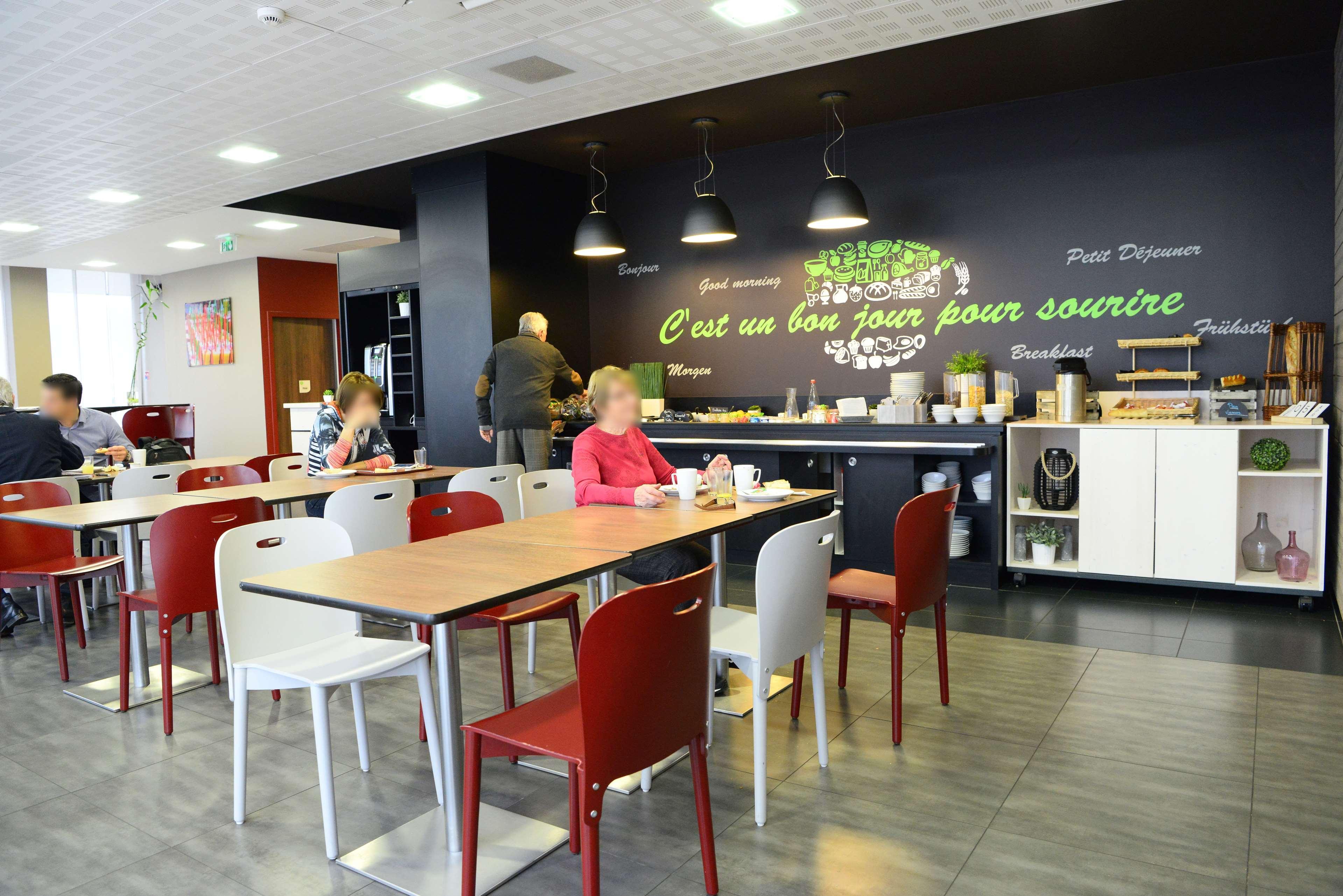 Campanile Belfort Montbeliard - Gare La Jonxion. Meroux Ngoại thất bức ảnh