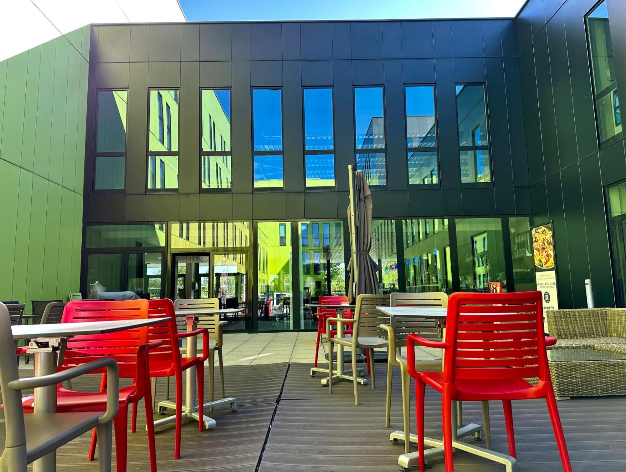 Campanile Belfort Montbeliard - Gare La Jonxion. Meroux Ngoại thất bức ảnh