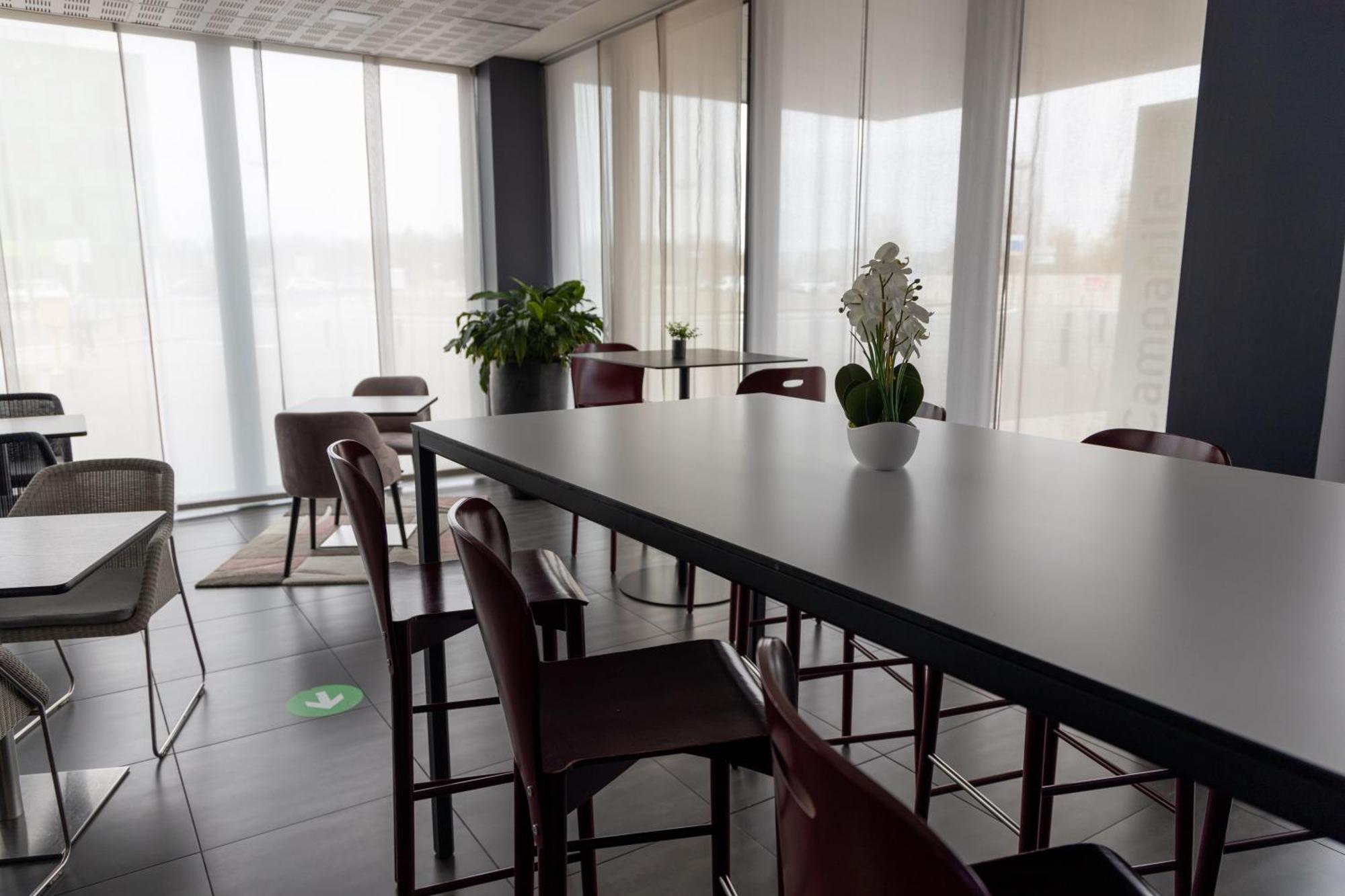 Campanile Belfort Montbeliard - Gare La Jonxion. Meroux Ngoại thất bức ảnh